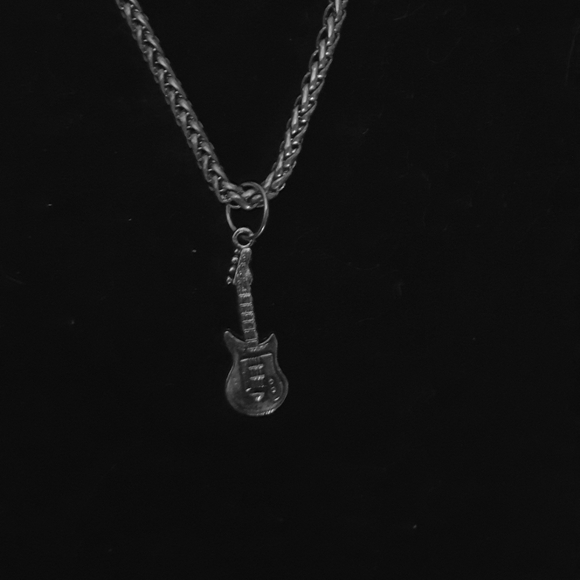 Necklace - Picture 1 of 1